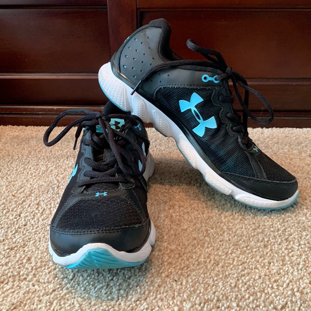 Under Armour Assert 6 Women’s Running Shoes Size 8.5 Black, aqua